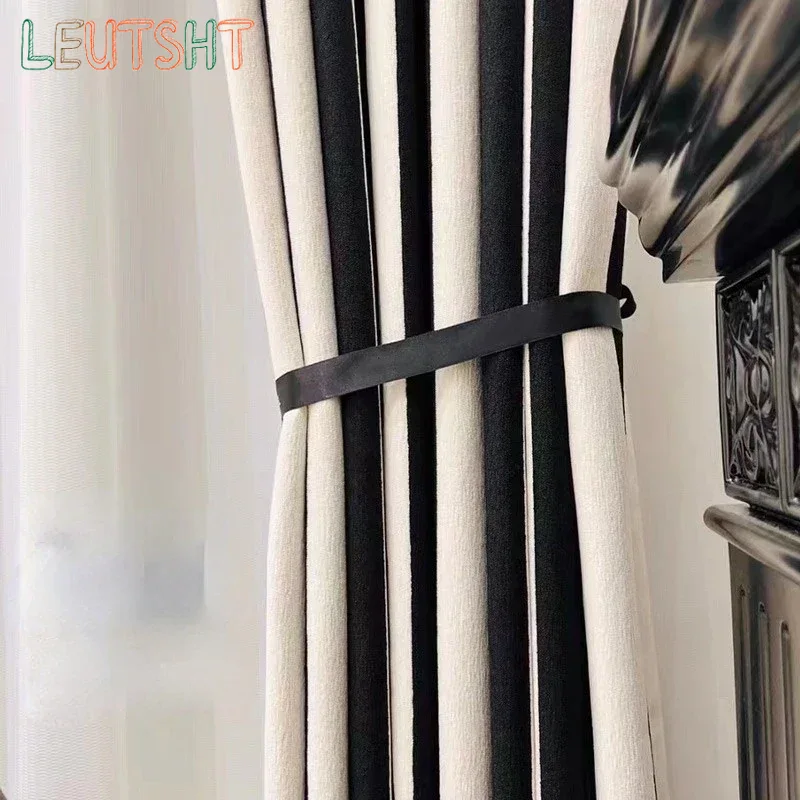 Tende Oscuranti Jacquard di Al - Home Fragrance In French recensione e prezzo